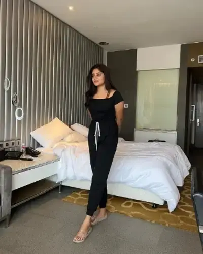 Call Girls Begumpet Cash On Delivery